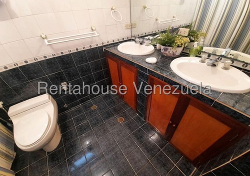 Townhouse ( 2 Niveles) Venta La Tahona Mls - 25-15574