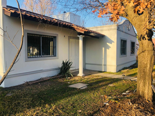 Venta De Casa En Carlos Keen