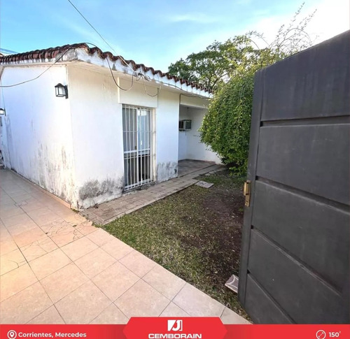 Casa Céntrica Con Amplio Parque En Mercedes Corrientes
