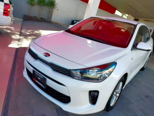 Imagen 1 de 14 de Kia Rio Xl 2018
