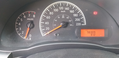 Versa 1.0 12v Manual Flex 2012