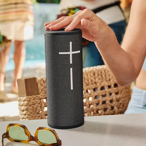 Imagen 1 del producto Parlante Portatil Ultimate Ears Megaboom 4 Negro Negro