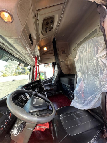 Imagen 8 de 14 de Iveco Hi Way 440