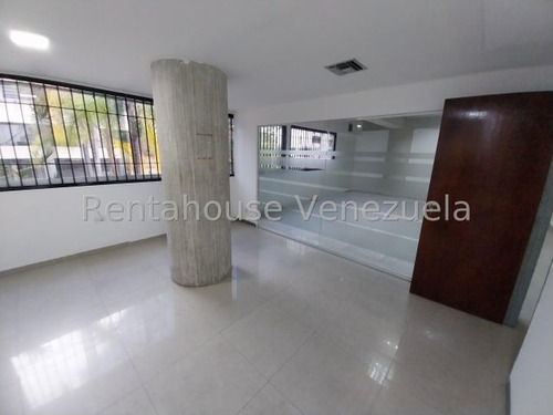 Ofrezco En Ventas, Excelente Espacio Que Puede Ser Utilizado Para Cosultorio, Oficina O Local Comercial. A.r.