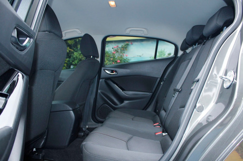 Mazda 3 2.0 Touring