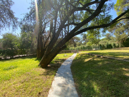 Terreno Con Casa Apto 5 Unidades En Venta En Barrio Villa Allende Golf