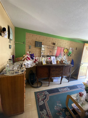 Departamento En Venta De 1 Dorm. En Maipú