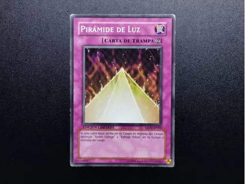 Yu-Gi-Oh La Pirámide De La Luz