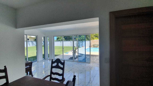 Imagen 8 de 12 de Vendo Villa En Residencial De Pto Pta, Rd