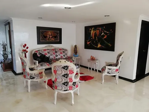 Apartamento En Venta En Los Balsos. Cod V10766