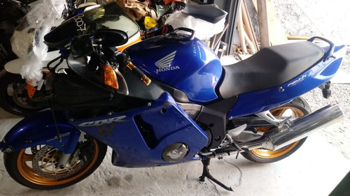 Moto P/ Retirada De Peças/sucata Honda Cbr 1100 Xx Ano 2003 