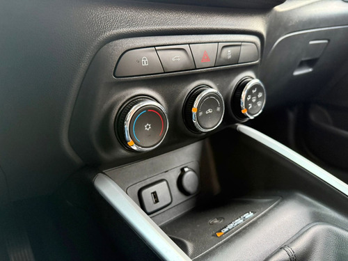 Chevrolet Onix plus 1.0 Ltz Turbo 4p