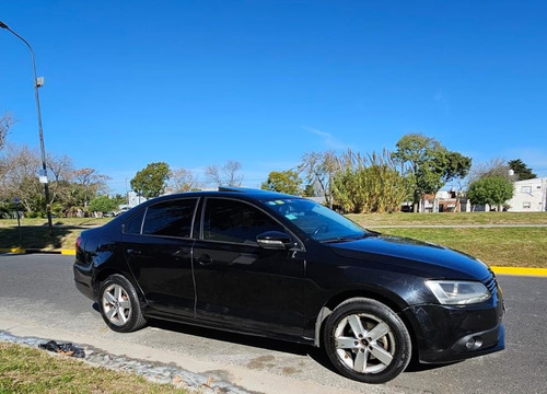Volkswagen Vento 2.0 Luxury I 140cv