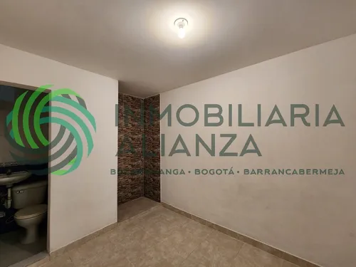 Apartamento En Arriendo En Halcon De Granada. Cod A17032