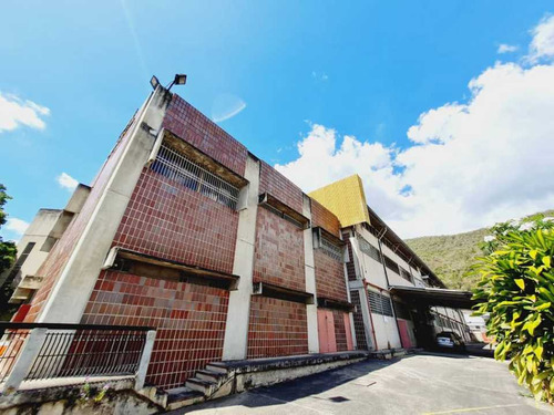 Vendo Edificio Industrial 7398m2 Guarenas 9744