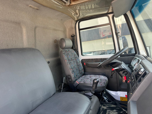 Ford Cargo 1722 2011 Toco 4x2 Chassi Financia Até 100%
