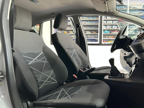 Ford Fiesta Kinetic Design 1.6 S 120cv 2015