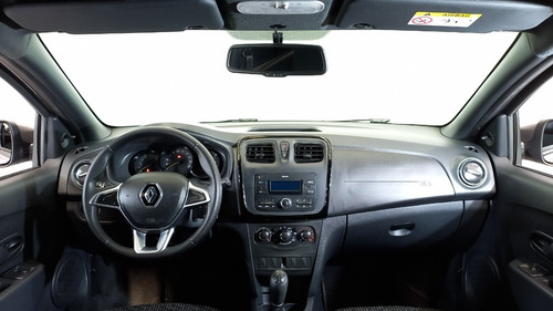 Imagen 11 de 20 de Renault Logan Life 1.6 - 299412