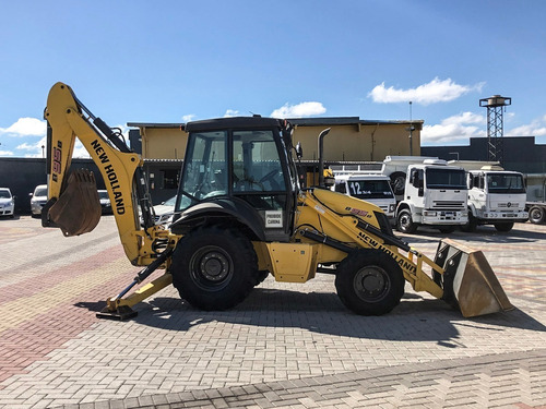 Retroescavadeira B95b 4x4 New Holland 2017=420f2,430f2,432f2