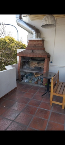 Imagen 2 de 13 de Planta Alta Entrada Independiente. Super Terraza Con Quincho