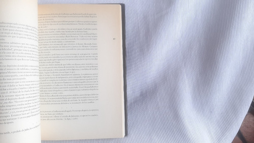 Imagen 6 de 7 de Un Libro Sobre Guillermo Kuitca Generalitat Valenciana