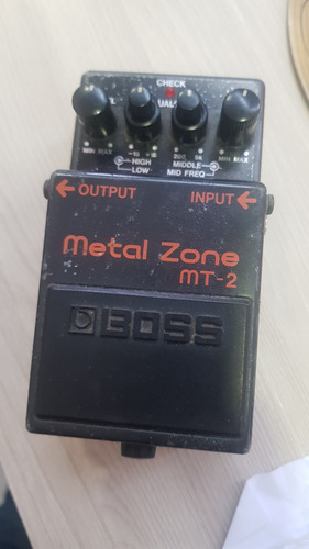 Pedal Boss Metal Zone Mt2 Distorção 