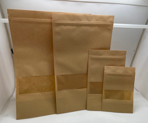 Imagen 2 de 5 de 50 Bolsas Kraft Con Ventana Cierre Hermético 30x22x4 Cm