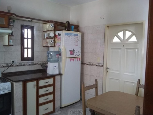 Imagen 4 de 26 de Excelente Casa 4 Amb. Con Garaje. Oportunidad!!! Nuevo Valor