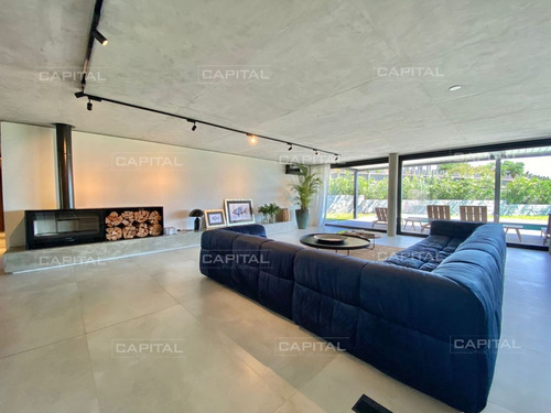 Imagen 7 de 30 de Apartamento De Cuatro Dormitorios En Frente Al Mar En Venta, Punta Ballena - Punta Ballena Solanas