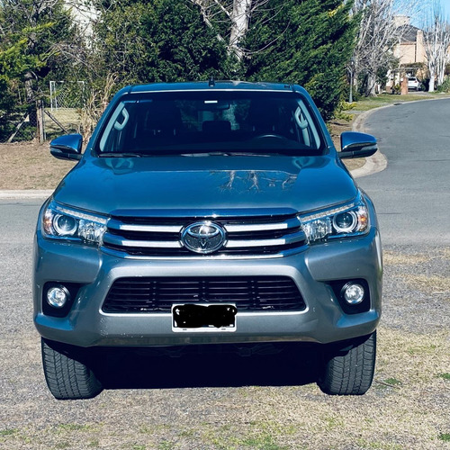 Imagen 8 de 12 de Toyota Hilux 4x4 2.8 Srx