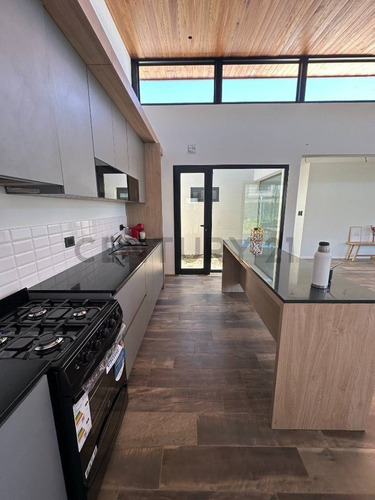 Casa En Venta En El Quimilar A Estrenar De 3 Dormitorios