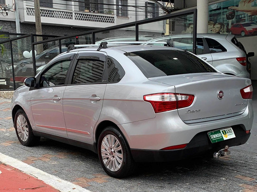 Fiat Grand Siena 2015 1.6 16v Essence Flex 4p