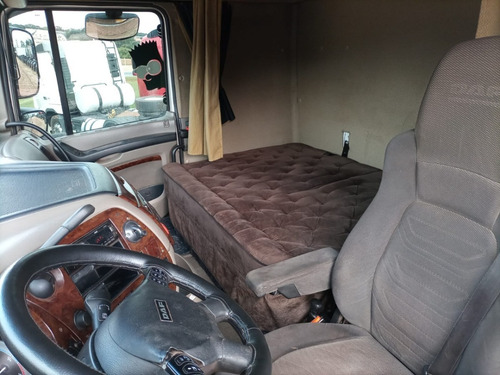 Imagem 9 de 15 de Daf 105.460 Xf 6x4 2014 Automático