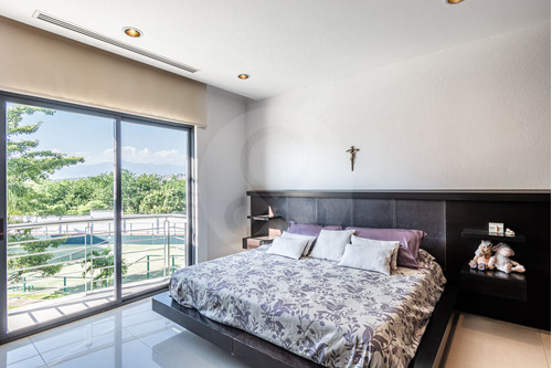 Departamento En Venta En Fraccionamiento Paraíso Country Club