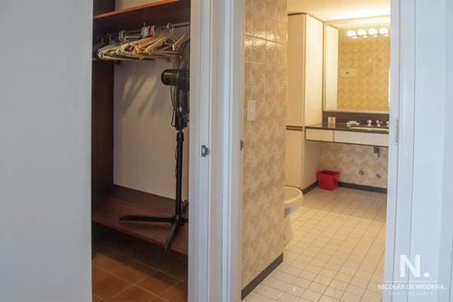 Vende Apartamento De 3 Dormitorios En Tiburon , Punta Del Este