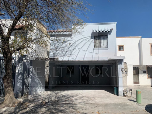 Casas En Venta En Jardines De San Patricio