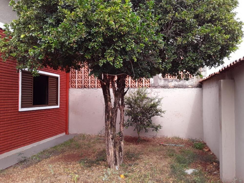 Imagem 1 de 10 de Casas - Ref: V16338