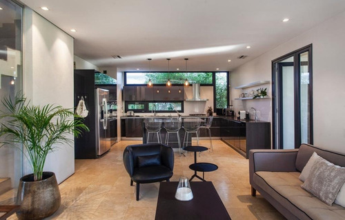 Imagen 11 de 30 de Venta Canning Barrio Privado Saint Thomas Este Espectacular Casa De Diseño Con 5 Dormitorios, 7 Baños, Quincho, Piscina Climatizada Y Parque! No Te La Pierdas!
