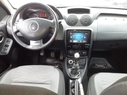 Imagen 9 de 11 de Renault Duster 2013 2.0 4x4 Luxe Nav 138cv