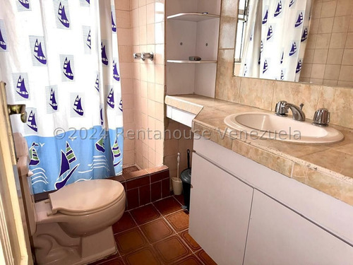 En Venta Apartamento En San Bernardino. Cod Flex: 25-13362