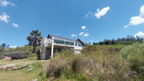 Venta - Casa Quinta De 4.5 Has. Panorámicas En Sierra De Los Padres. B° La Peregrina