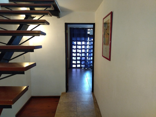 Imagen 7 de 26 de Townhouse Remodelado En Nueva Casarapa