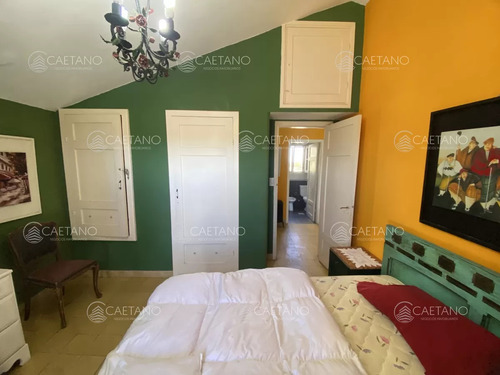 Venta Casa 5 Dormitorios. Playa Mansa, Punta Del Este