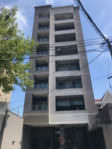 Imagen 4 de 30 de Departamento - Lanús Este
