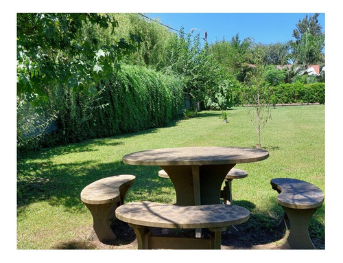 Imagen 10 de 12 de Funes Casa Quinta ,precio Por Noche $30.000minimo1 Semana(consultar Precio Menos Dias)