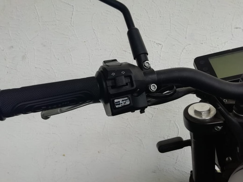 Imagen 6 de 7 de Benelli Leoncino 250