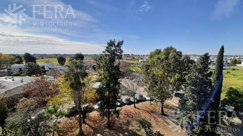 Venta De Departamento De 4 Ambientes En El Complejo De Wilde