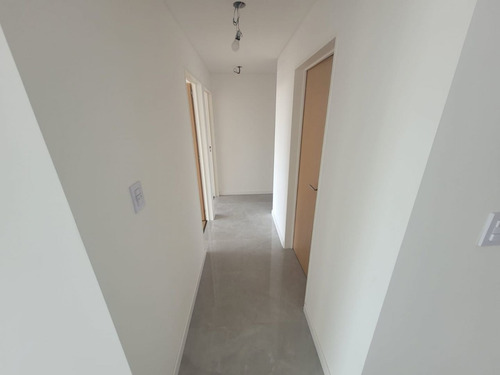 Imagen 19 de 30 de Departamento De 4 Amb A La Venta En Villa Luri