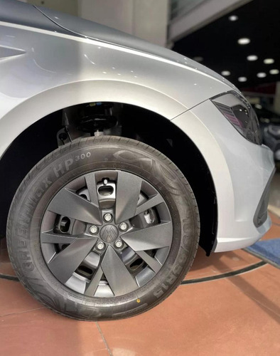 Volkswagen Polo 1.6 Msi Track