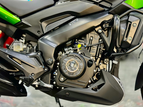 Bajaj Dominar 400 ( 0 Km )